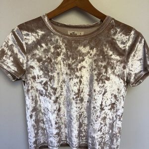 Hollister crushed platinum velvet top S
